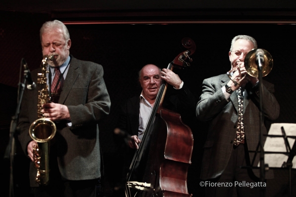 Jazz At The Apple Tree